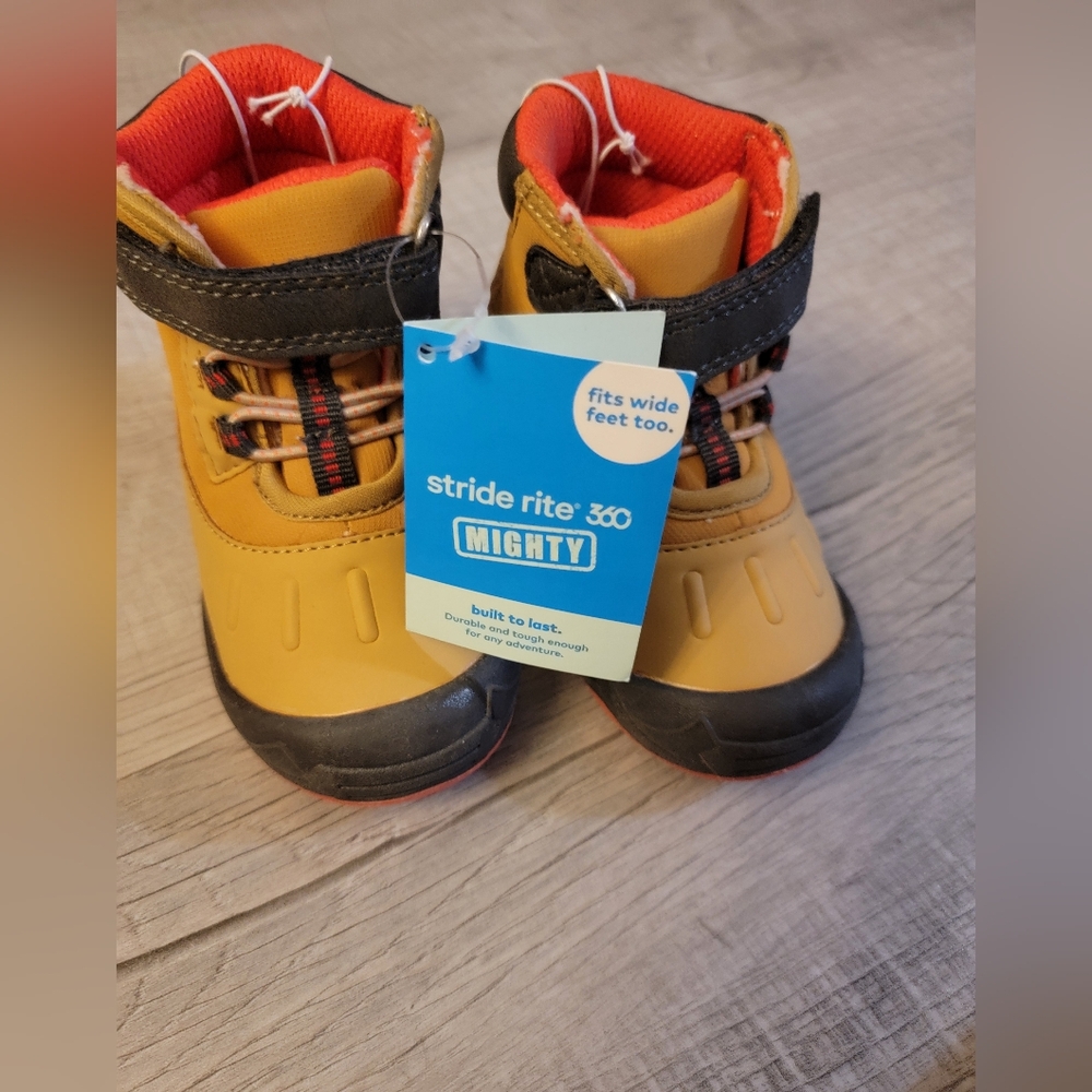 Stride Rite Kids Yellow and Black Boots with Orange Lining